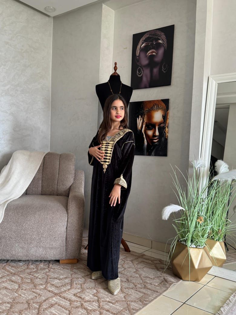 قفطان مبرة صغير