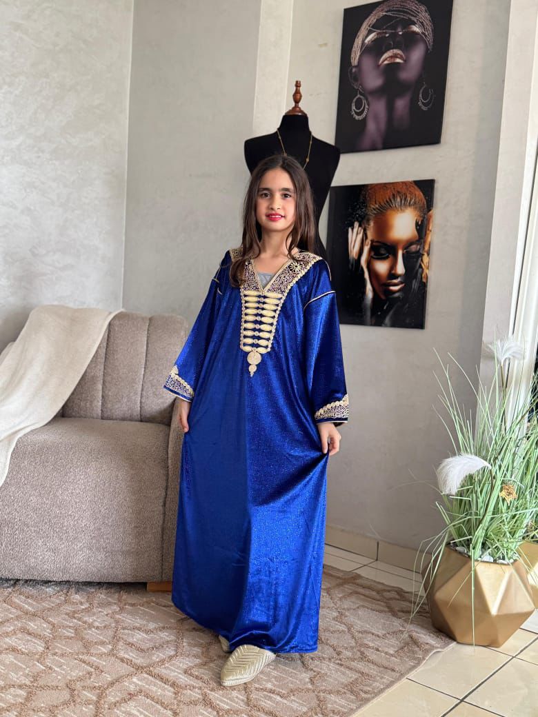 قفطان مبرة صغير