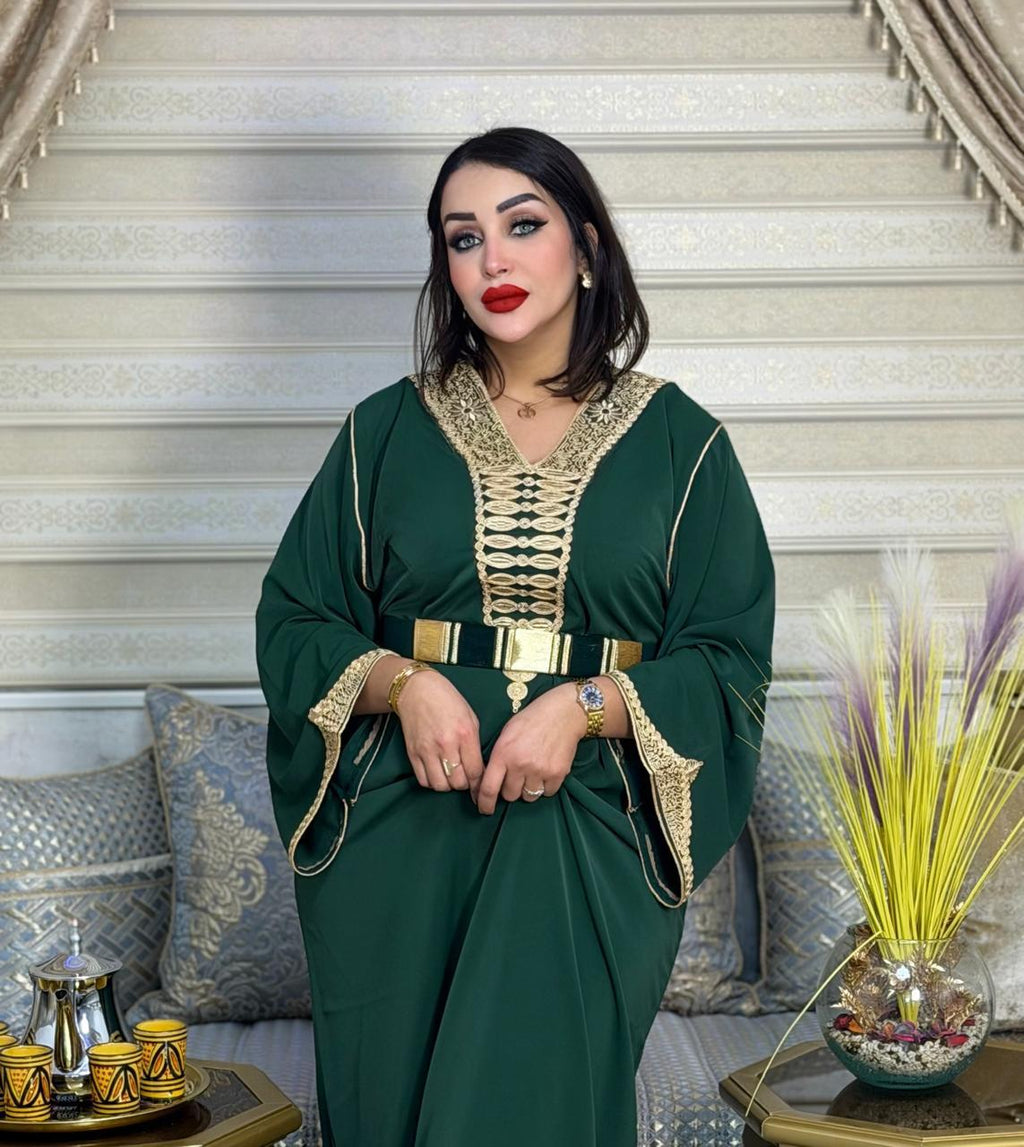 قفطـان  مطروز بالصام او بالمظمـة