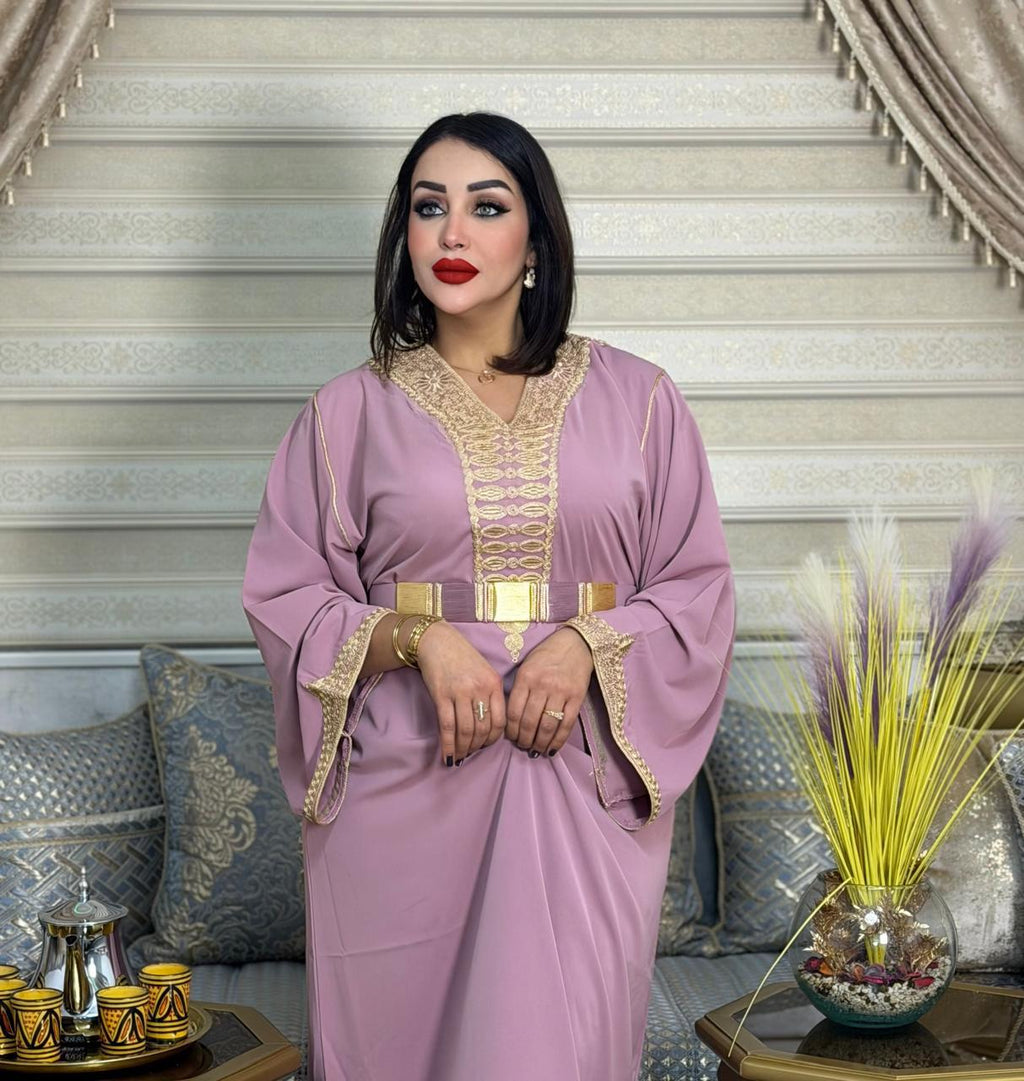 قفطـان  مطروز بالصام او بالمظمـة