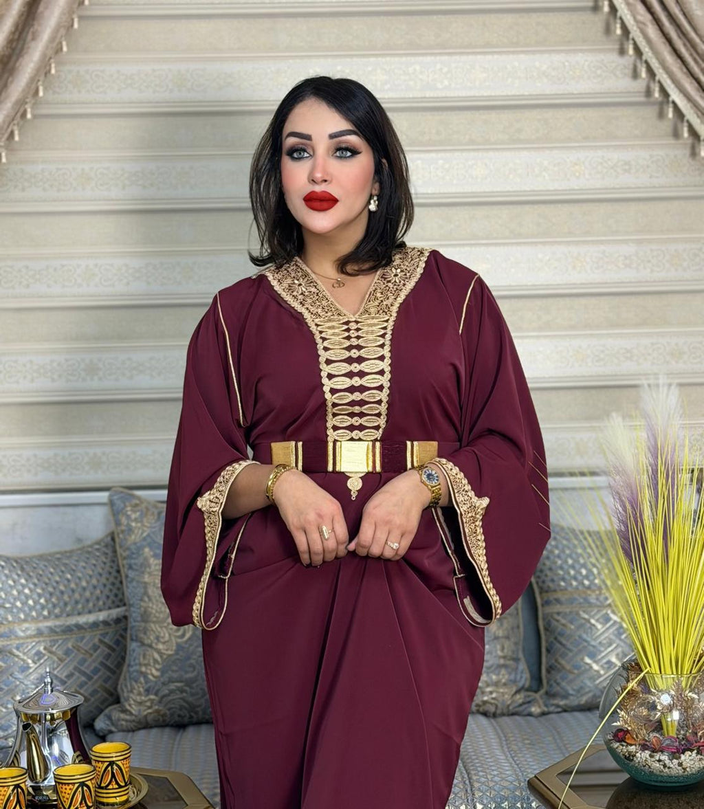 قفطـان  مطروز بالصام او بالمظمـة
