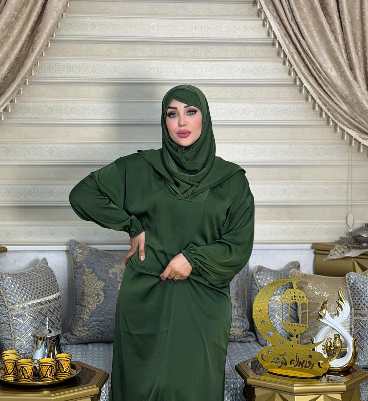 عبايـة الصلاة بالقب