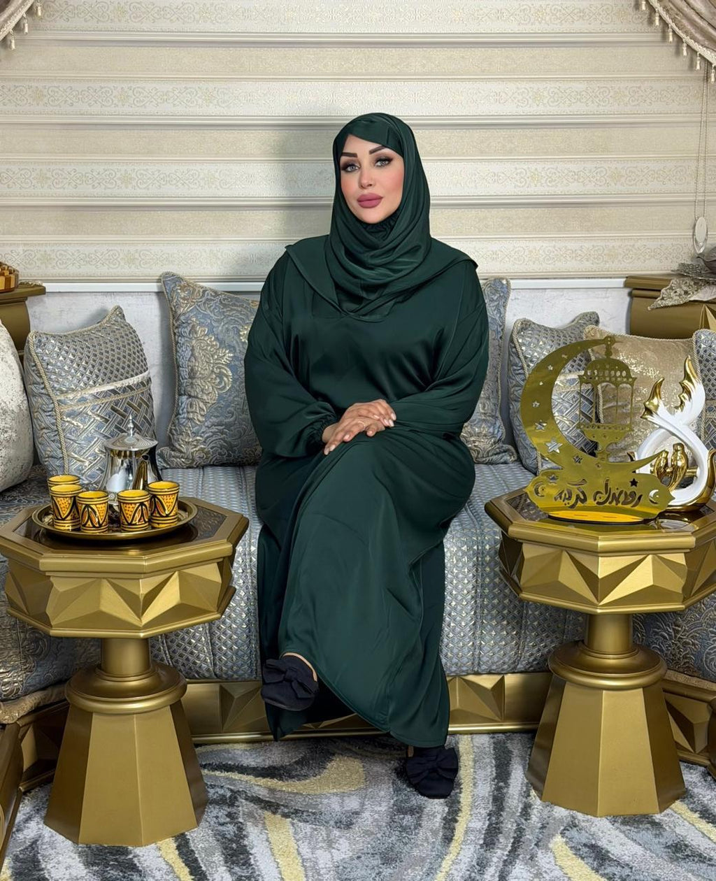 عبايـة الصلاة بالقب